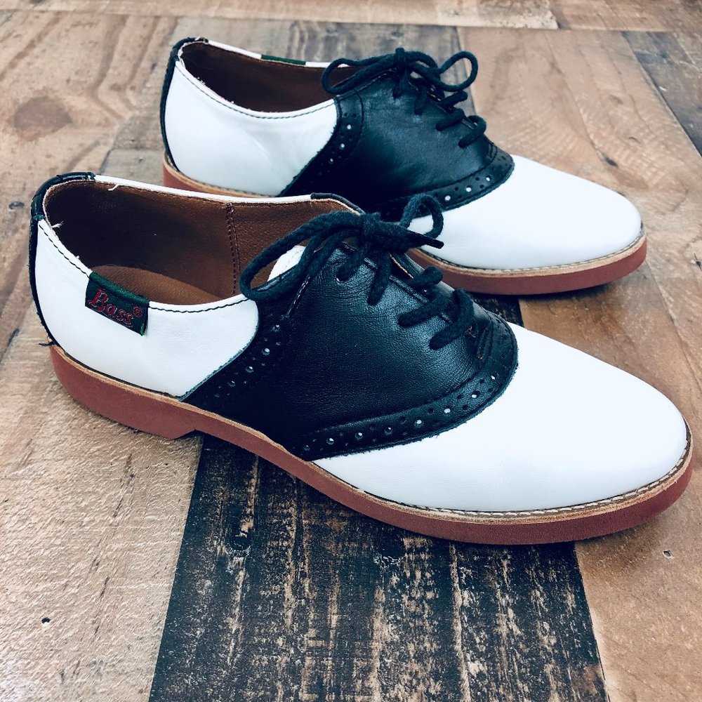 G.H. Bas & Co Saddle Shoes Black and White Size 7M